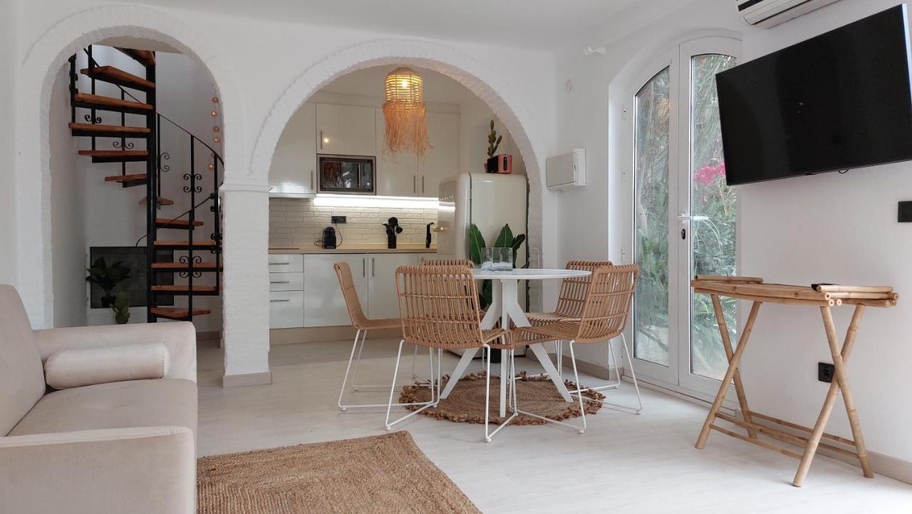New Boho Home With Balcony, Private Garden And Communal Pool Nerja Exterior photo