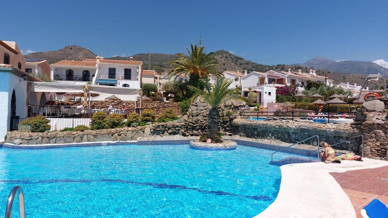 New Boho Home With Balcony, Private Garden And Communal Pool Nerja Exterior photo